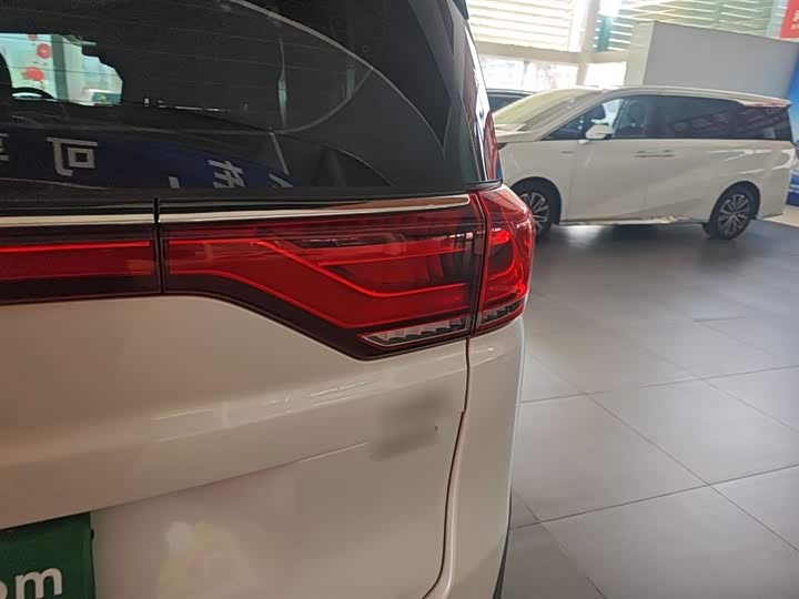 Фото 8 - GAC Trumpchi M8