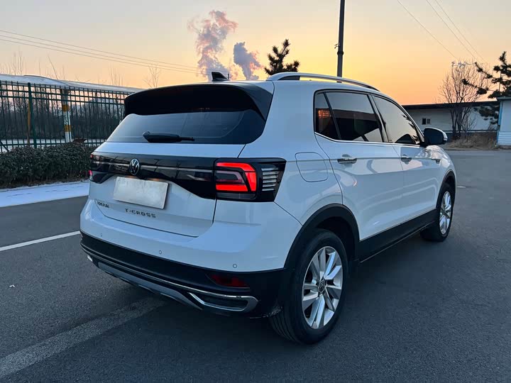 Фото 6 - Volkswagen T-Cross