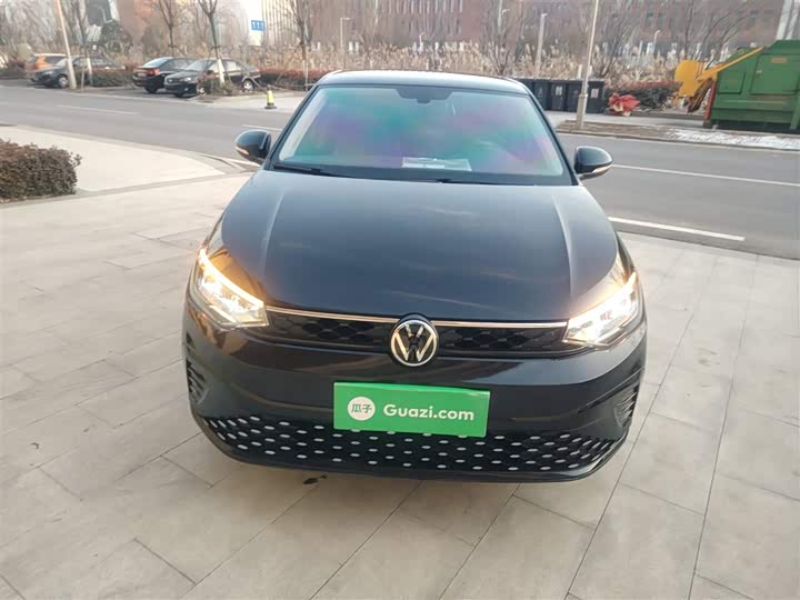 Фото 3 - Volkswagen Lavida