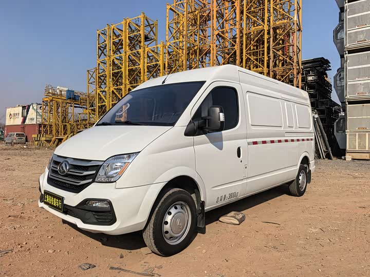 Фото 1 - Maxus V80