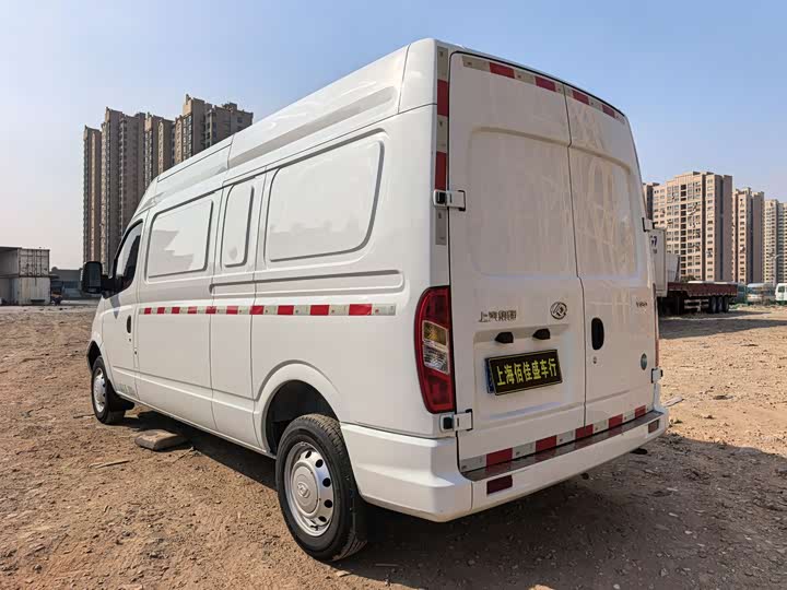 Фото 6 - Maxus V80