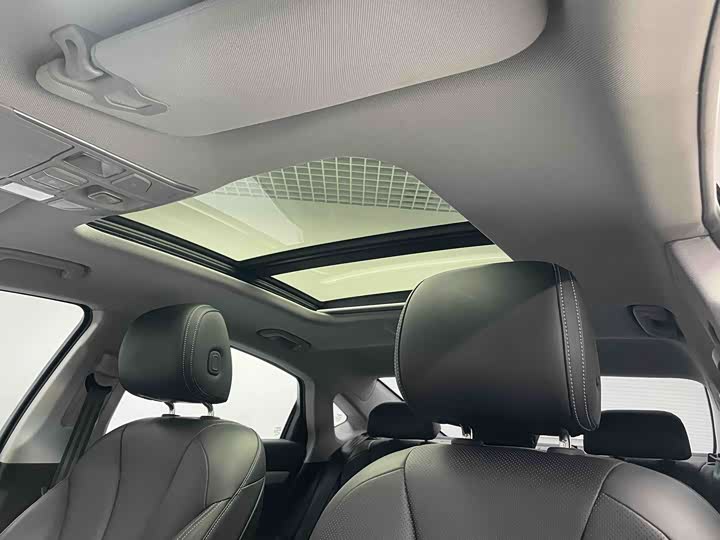 Фото 9 - Geely Emgrand GT Hybrid