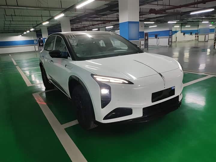 Фото 4 - Hongqi EHS7 (Tiangong 08)