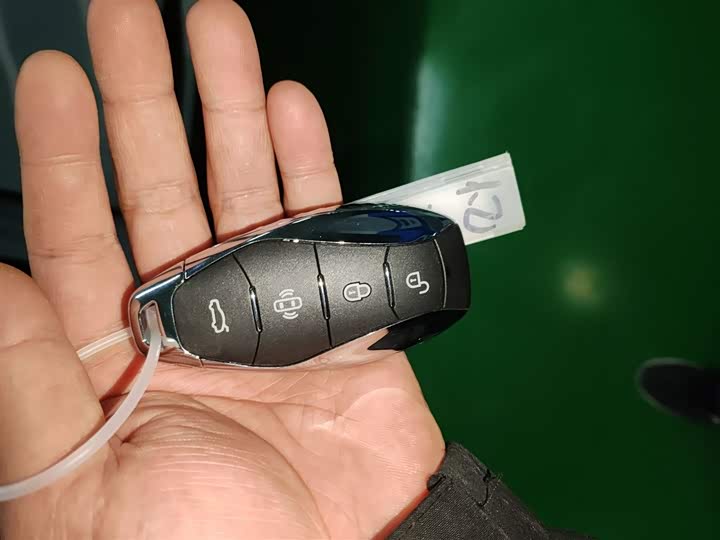 Фото 9 - Hongqi EHS7 (Tiangong 08)