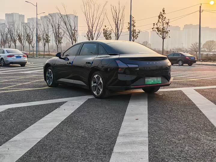 Фото 6 - XPeng Mona M03