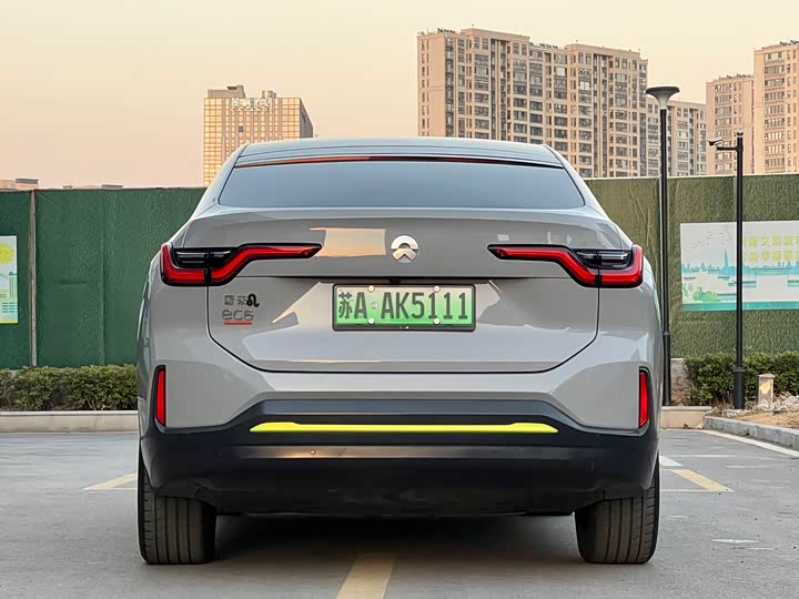 Фото 4 - Nio EC6