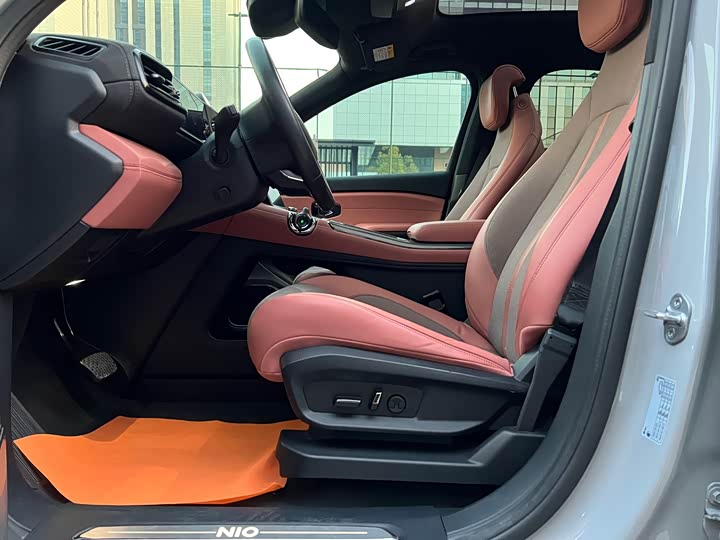 Фото 5 - Nio EC6