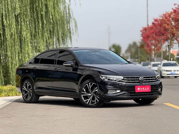 Фото 3 - Volkswagen Magotan