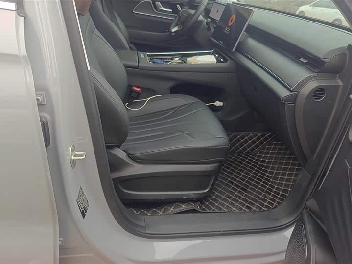 Фото 8 - Chery Fulwin T9