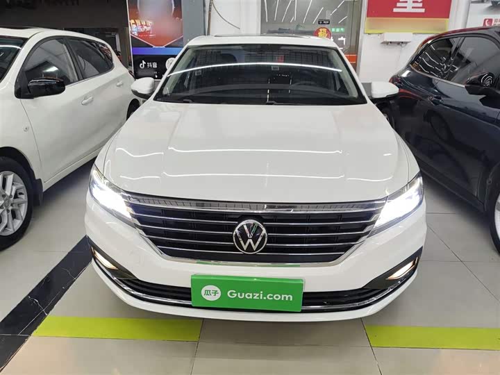 Фото 3 - Volkswagen Lavida