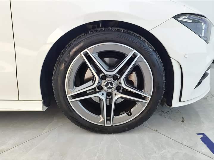 Фото 6 - Mercedes-Benz CLA-Class