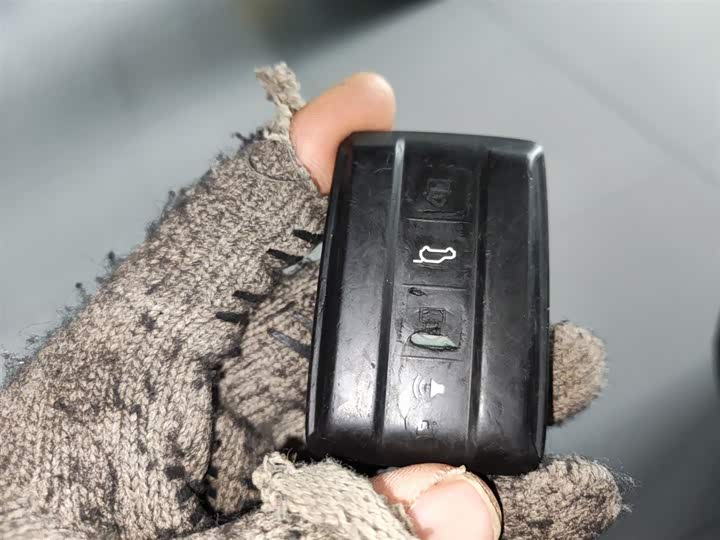 Фото 9 - Tank 300