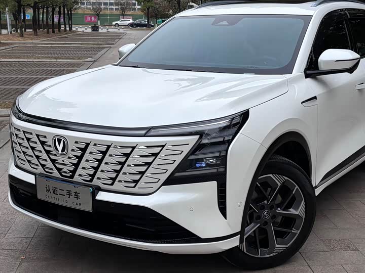Фото 8 - Changan CS75 Plus