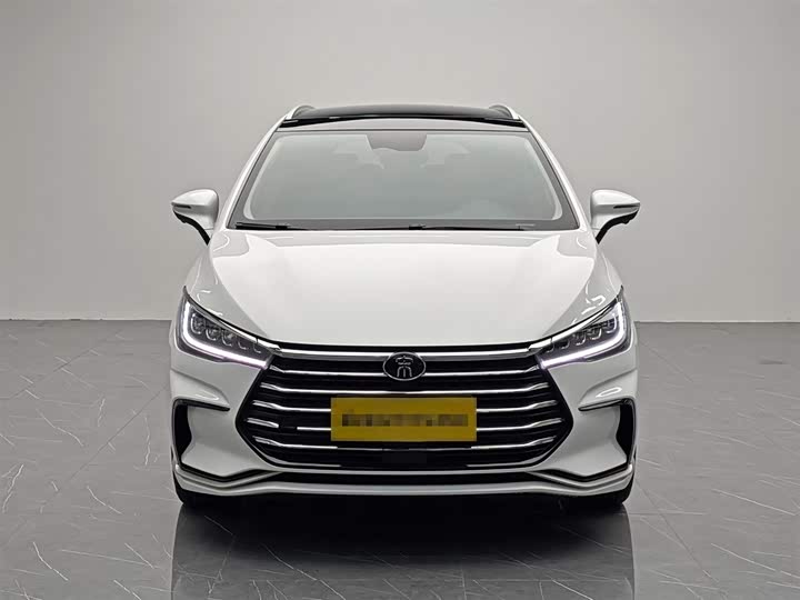 Фото 2 - BYD Song Max