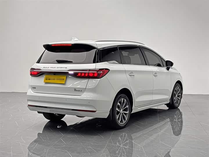 Фото 6 - BYD Song Max