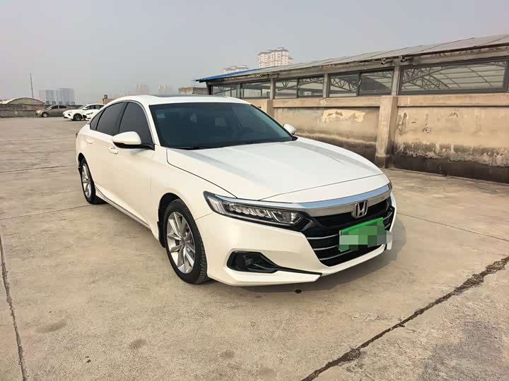 Фото 3 - Honda Accord