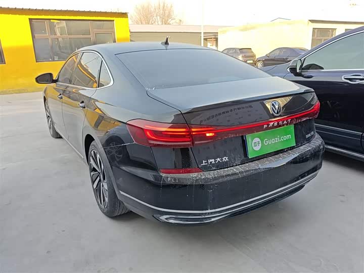 Фото 5 - Volkswagen Passat