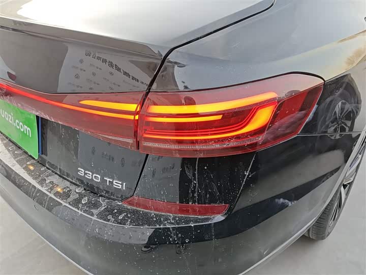 Фото 8 - Volkswagen Passat