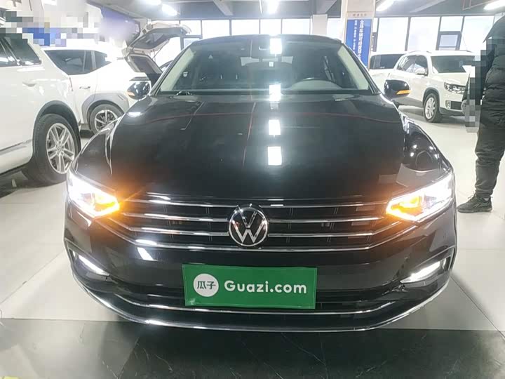 Фото 3 - Volkswagen Magotan