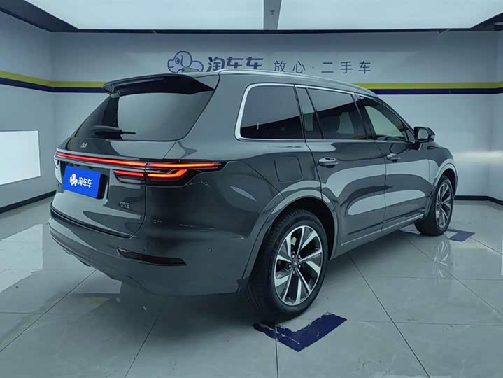 Фото 3 - LiXiang One