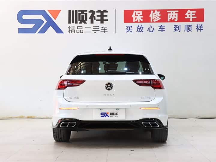 Фото 5 - Volkswagen Golf