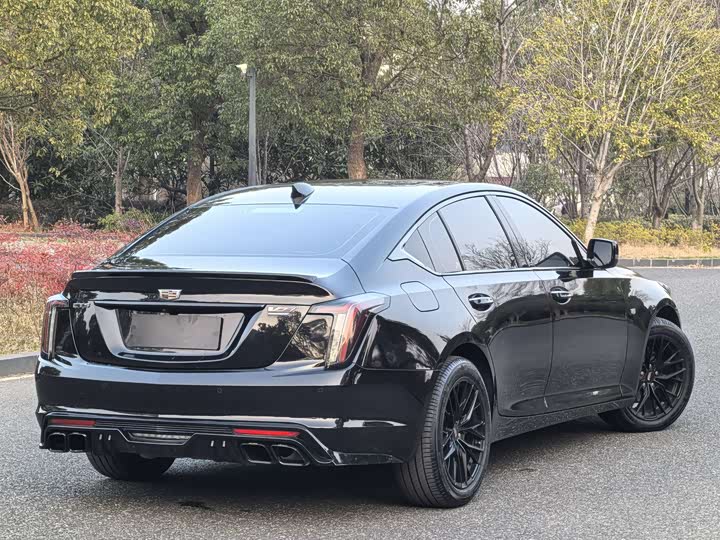 Photo 4 - Cadillac CT5