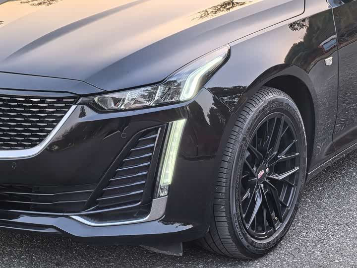 Photo 7 - Cadillac CT5