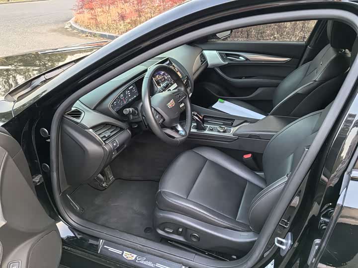 Photo 9 - Cadillac CT5