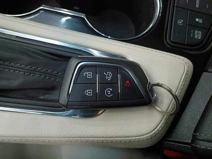 Фото 9 - Cadillac CT4