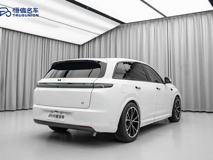 Фото 8 - LiXiang L7