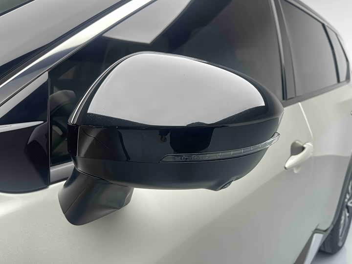 Фото 7 - Nissan X-Trail