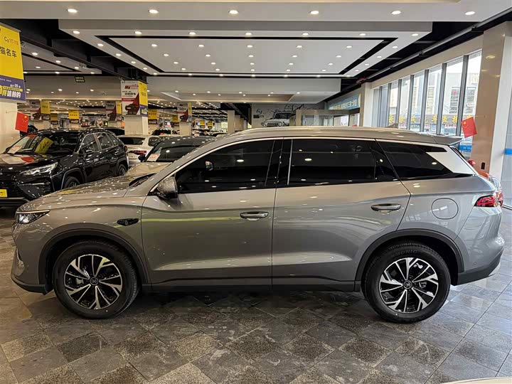 Фото 9 - BYD Song Pro Hybrid