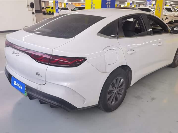 Фото 3 - BYD Qin L