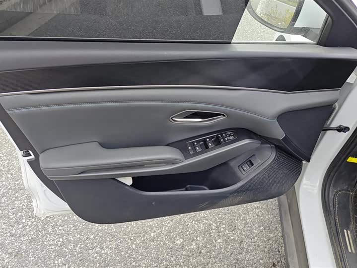 Фото 7 - BYD Qin L