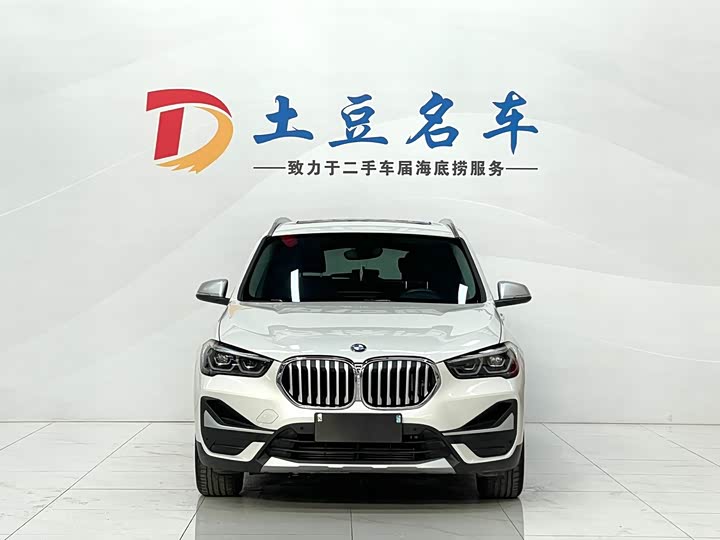 Фото 2 - BMW X1