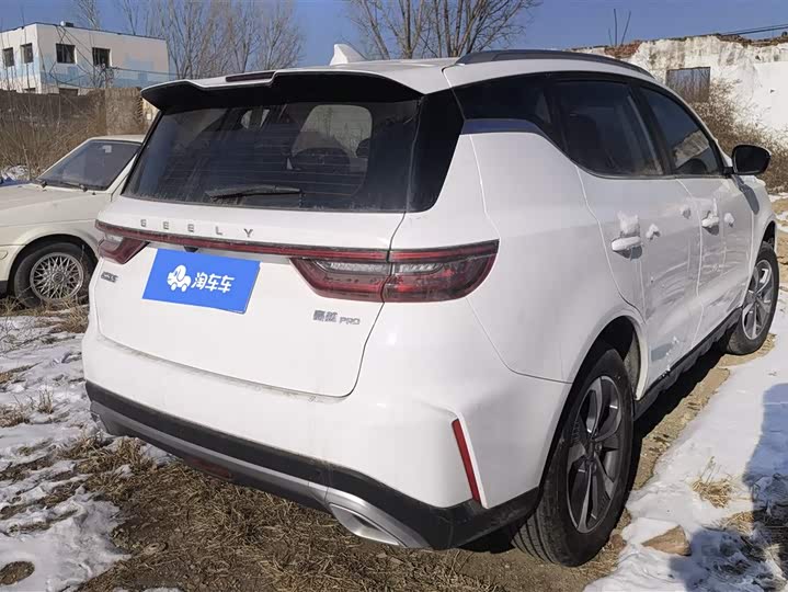 Фото 3 - Geely Okavango Pro