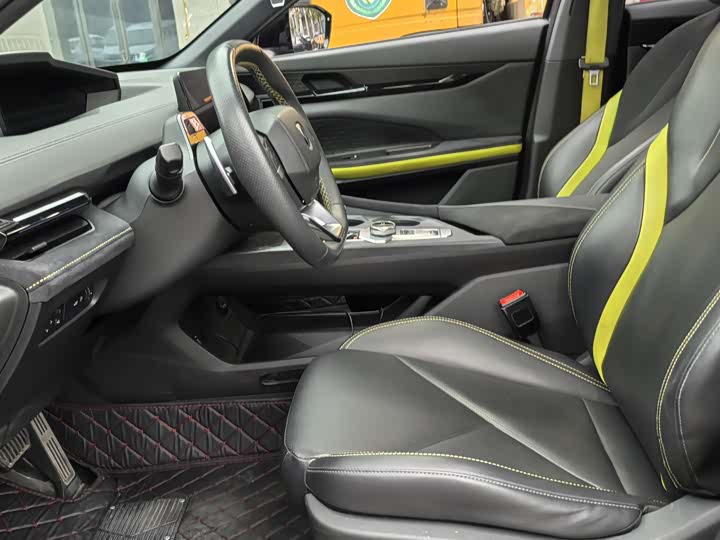 Фото 6 - Changan UNI-V