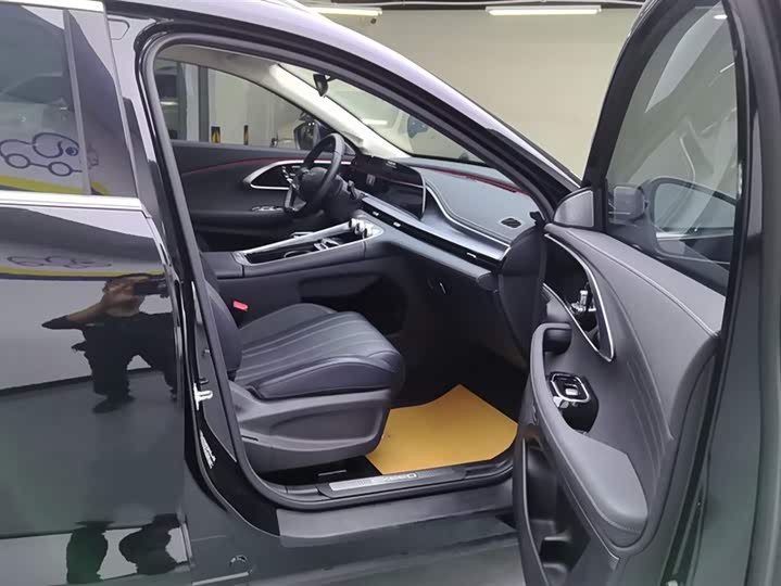 Фото 8 - Exeed TXL