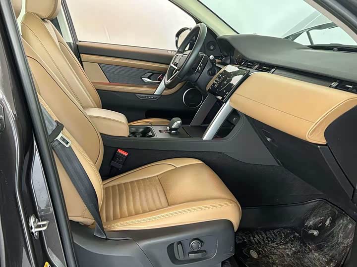 Фото 4 - Land Rover Discovery Sport