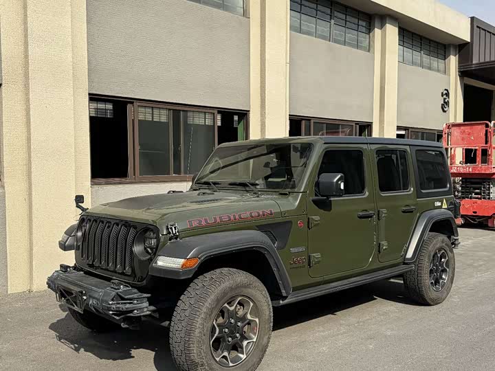 Фото 1 - Jeep Wrangler