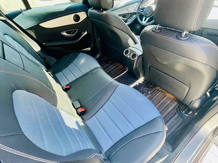 Фото 7 - Mercedes-Benz EQC