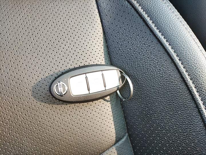 Фото 9 - Nissan X-Trail