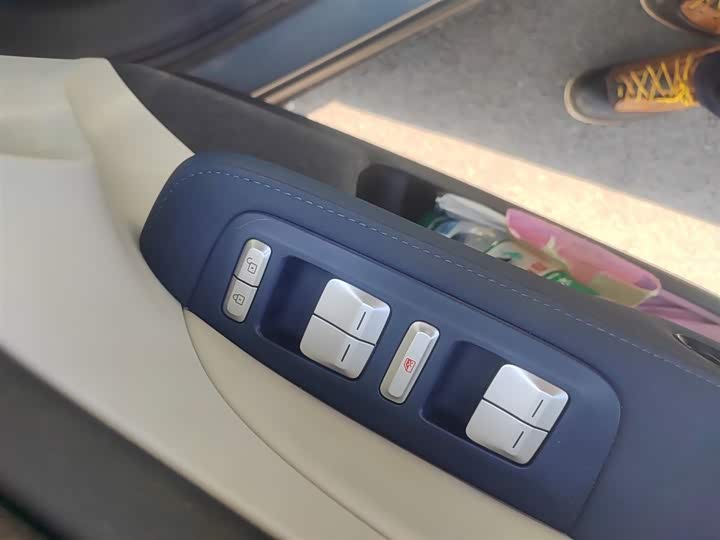 Фото 9 - XPeng G6