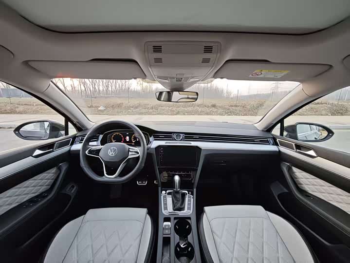 Фото 6 - Volkswagen Magotan