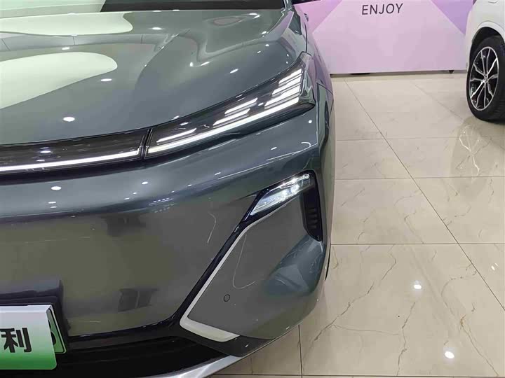 Фото 7 - Geely Galaxy Starship 7