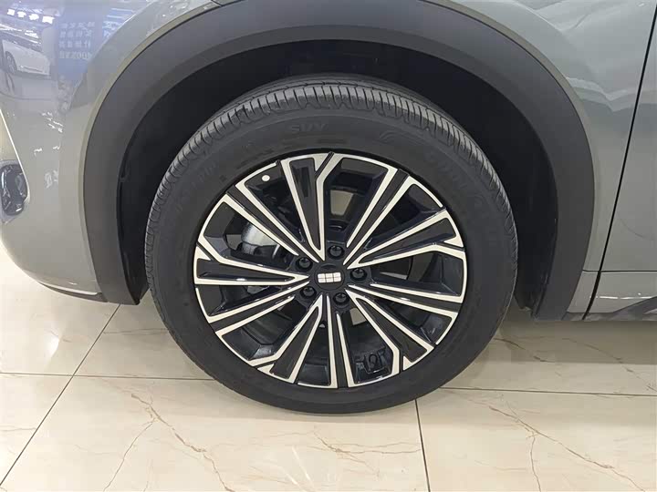 Фото 8 - Geely Galaxy Starship 7