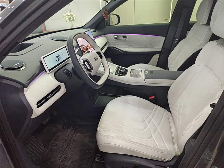 Фото 9 - Geely Galaxy Starship 7