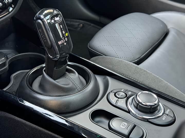 Фото 8 - Mini Clubman