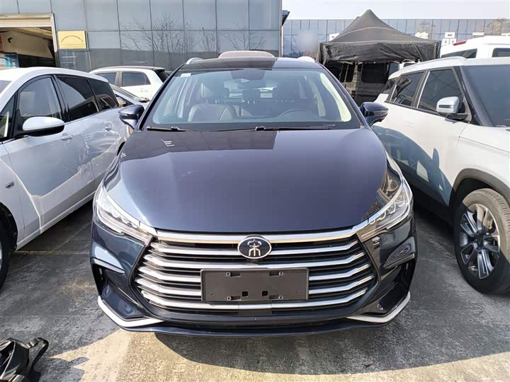 Фото 3 - BYD Song Max