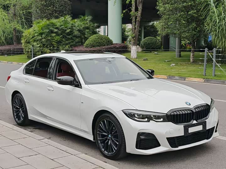 Фото 2 - BMW 3 Series